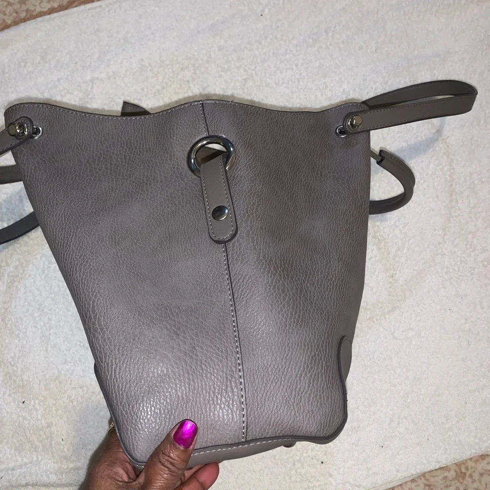 Handbag - Picture 7 of 8